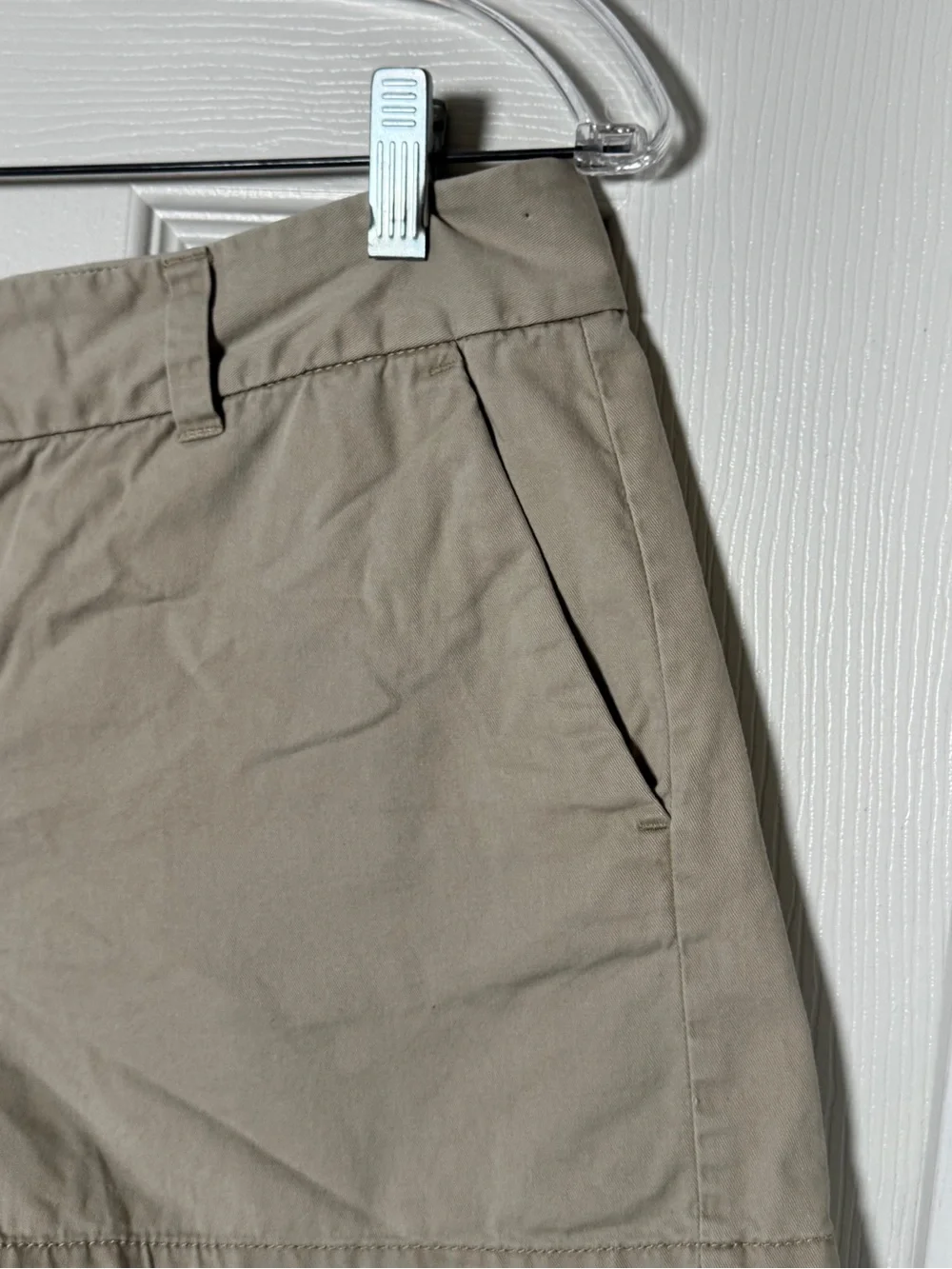 LOFT Ann Taylor Khaki Chino Shorts - Size 6